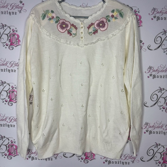 Grandmacore sweater pearls embroidered floral flowers white cream pink gorgeous - Picture 1 of 10